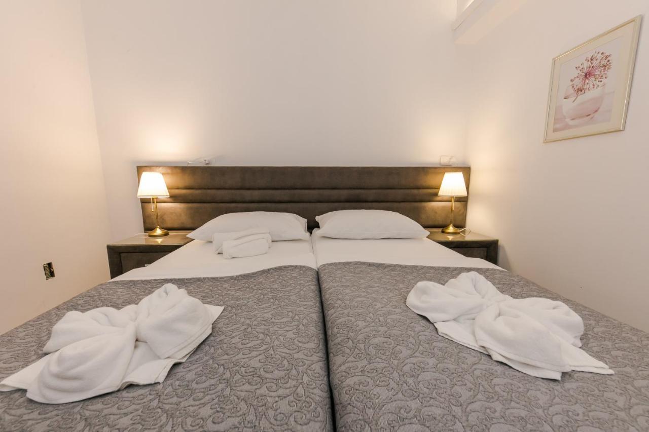 Apartamento Palomia A Split Exterior foto
